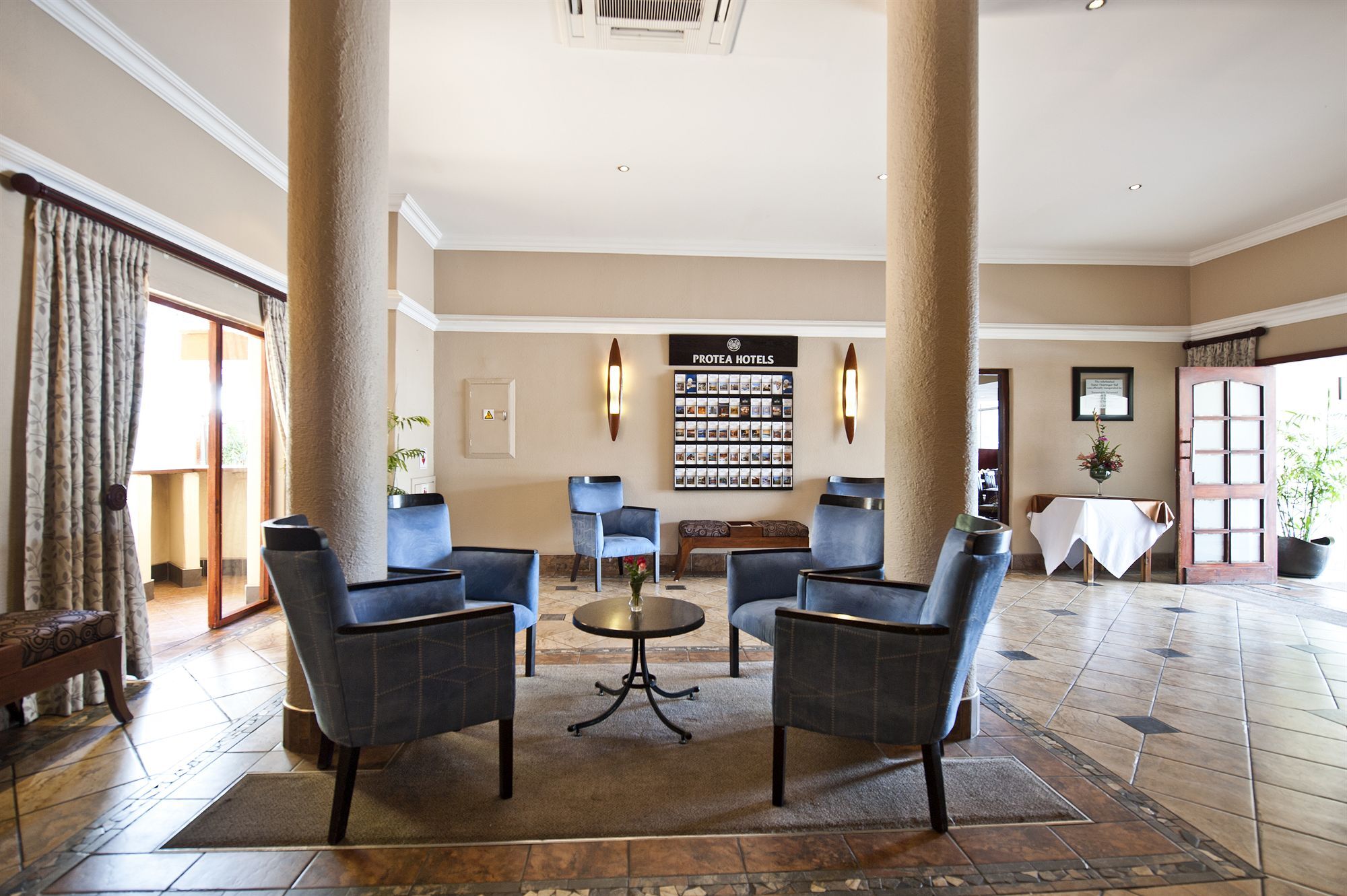 Hotel Thuringerhof Windhoek Exterior photo